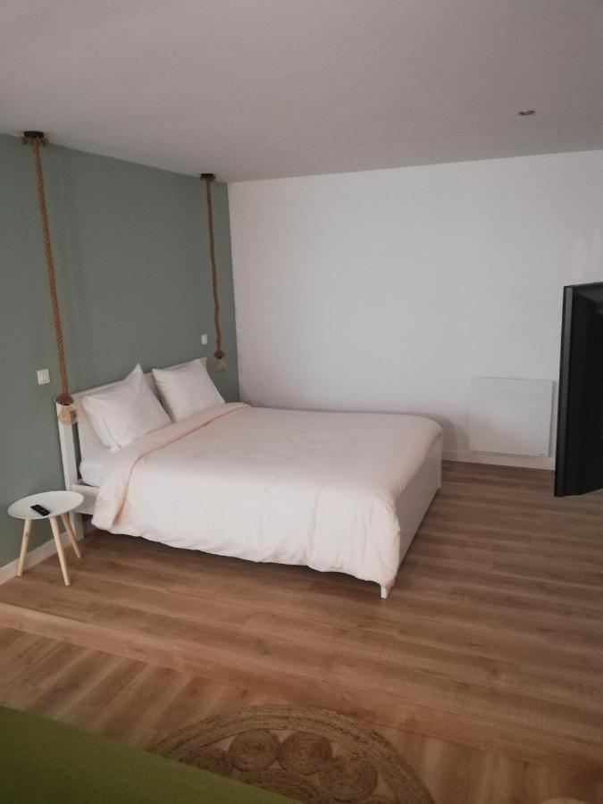 Suite 24 Appart'Hotel-3 Etoiles Льо Крезо Екстериор снимка