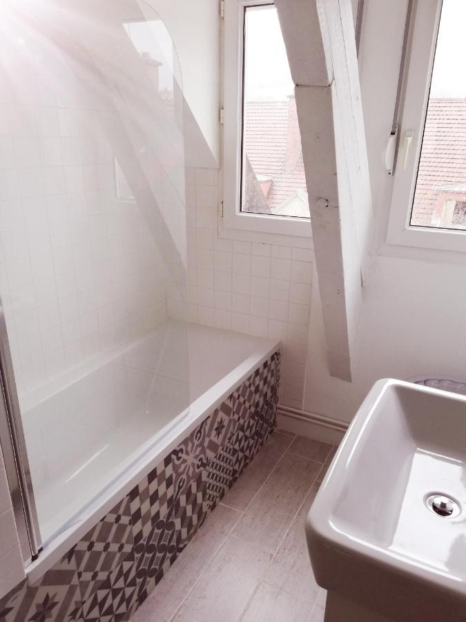Suite 24 Appart'Hotel-3 Etoiles Льо Крезо Екстериор снимка